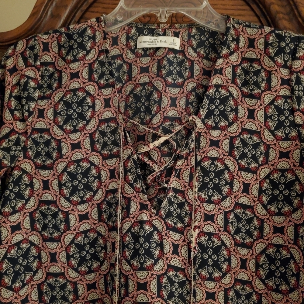 Abercrombie & Fitch Women's Boho Blouse - Picture 4 of 5